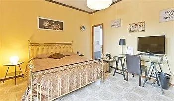 B&B Domus Dei Consoli Rome Bed & Breakfast