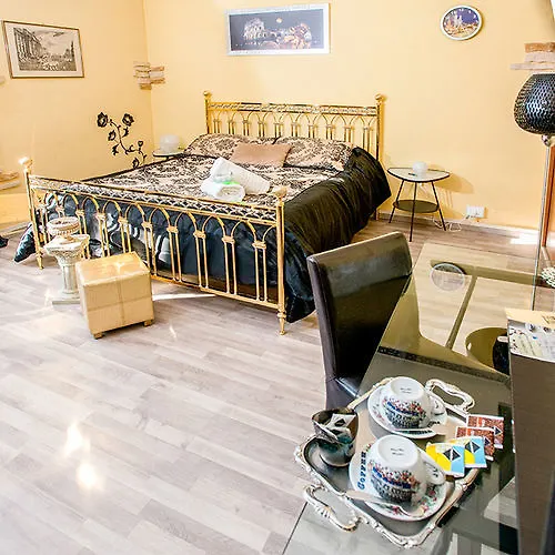 Bed & Breakfast B&B Domus Dei Consoli Rome