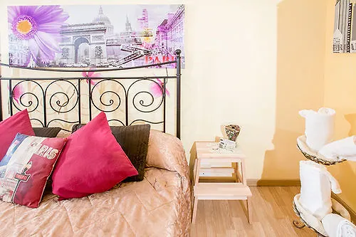 B&B Domus Dei Consoli Rome Italy