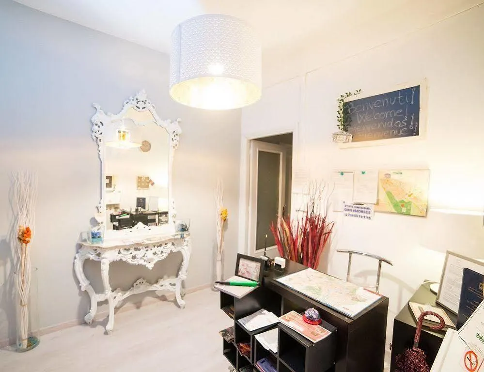 Bed & Breakfast B&B Domus Dei Consoli Rome Italy